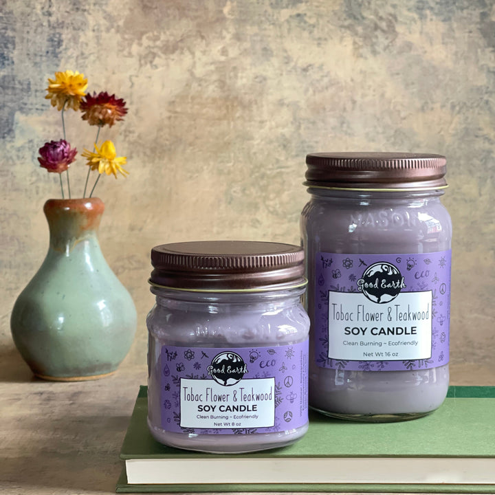 Tobac Flower & Teakwood Candle